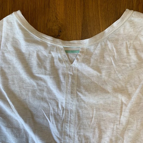 IVIVVA Lululemon Girls T-Shirt Size 12 Marle Grey Super Soft Tee Top Girl Hi-Lo - Picture 4 of 6